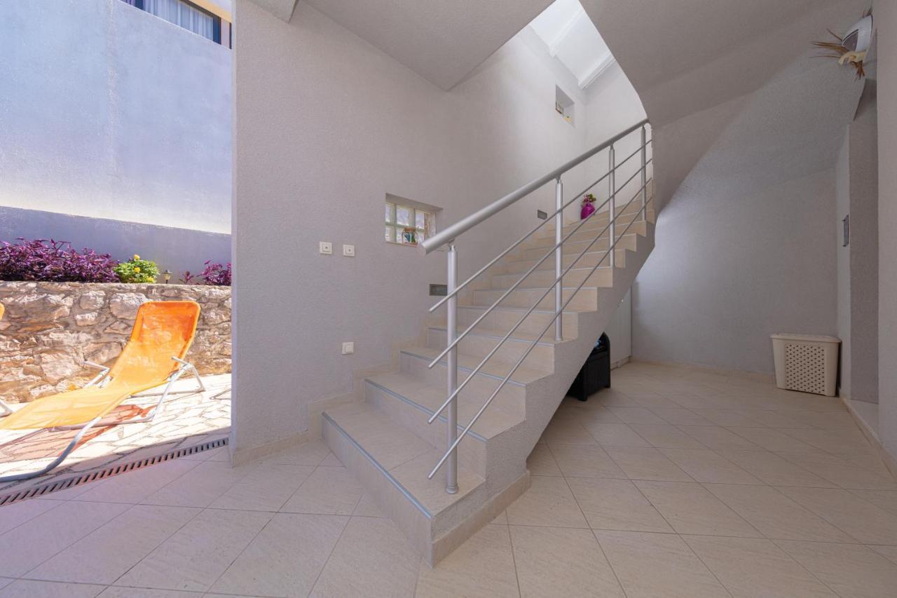 Apartment Ela ดูบรอฟนิก ภายนอก รูปภาพ