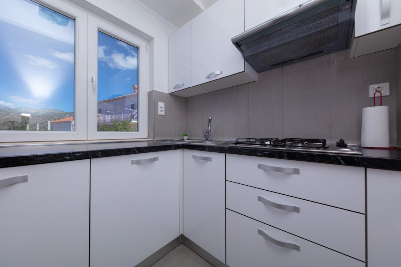 Apartment Ela ดูบรอฟนิก ภายนอก รูปภาพ