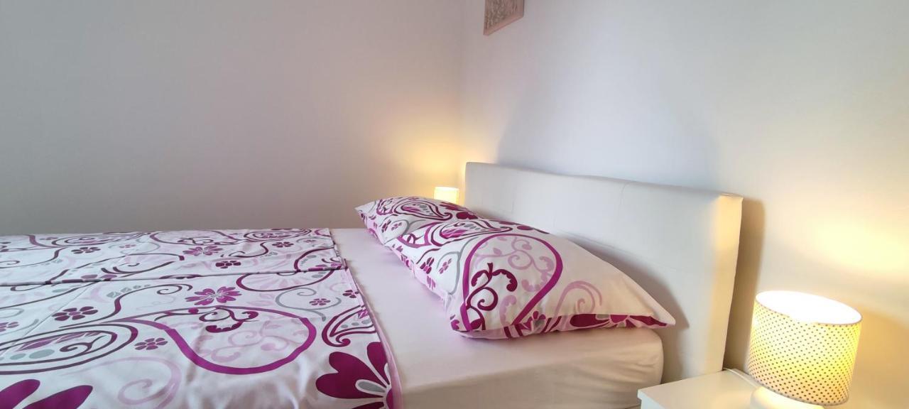 Apartment Ela ดูบรอฟนิก ภายนอก รูปภาพ