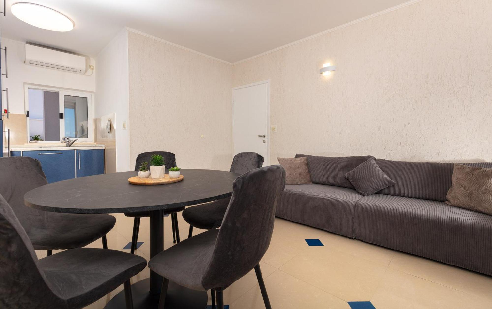 Apartment Ela ดูบรอฟนิก ภายนอก รูปภาพ